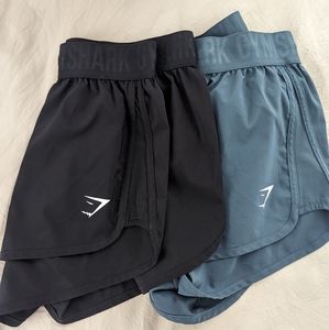 Gymshark shorts (set of 2)